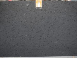 New Black Spice Granit Rohtafeln