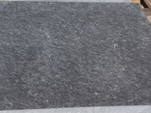 Basalt Antrazith Boden 60x40x3cm geflammt & gebürstet.jpg