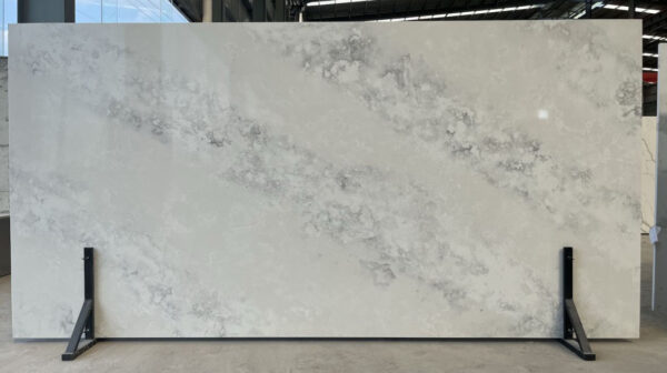 Gris Classico Quartz Rohtafeln