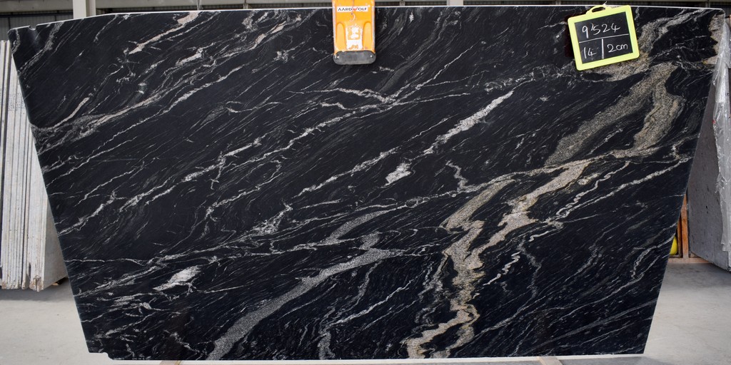 BLACK MARQUINO Granit Rohtafeln