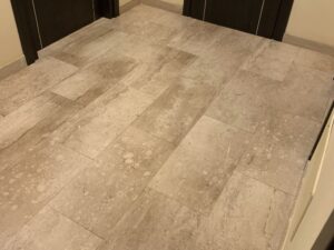 Breccia Sarda Perlato Olimp Marmor Boden1.jpg