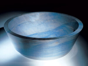 Azul Macauba Quarzit Badewanne massiv.