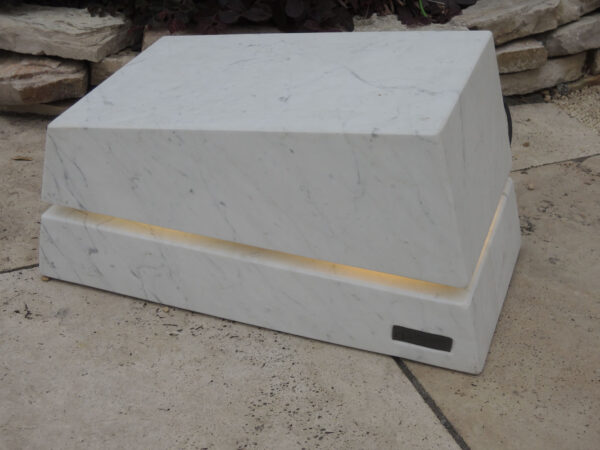 Lautsprecher Marmor massiv Carrara