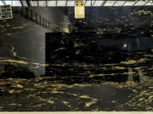 Fusion Gold Granit Rohtafeln