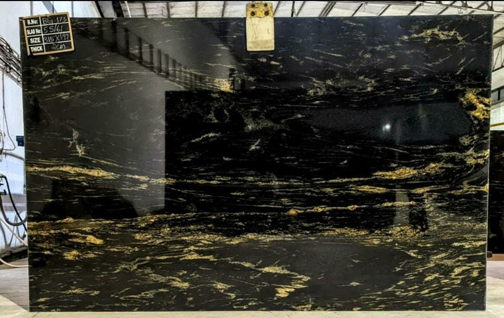 Fusion Gold Granit Rohtafeln