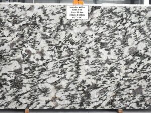 Splendor White Granit Rohtafeln1