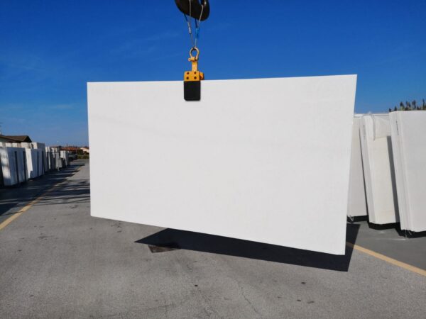 Bianco Assoluto ZA Marmor Rohtafel