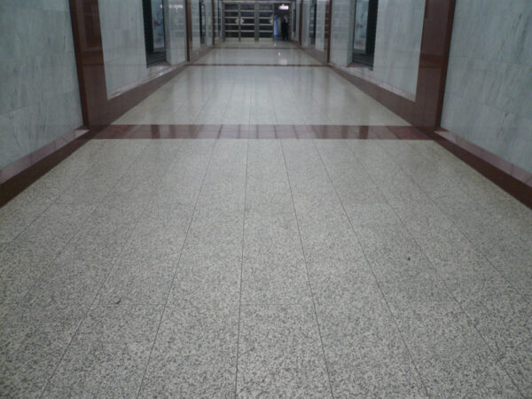 Bianco Sardo Granit Boden