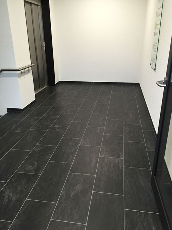 Black Schiefer Fliesen spaltrauh