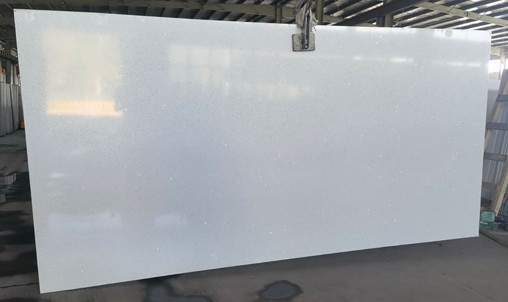 Stellar White Quartz Rohtafeln