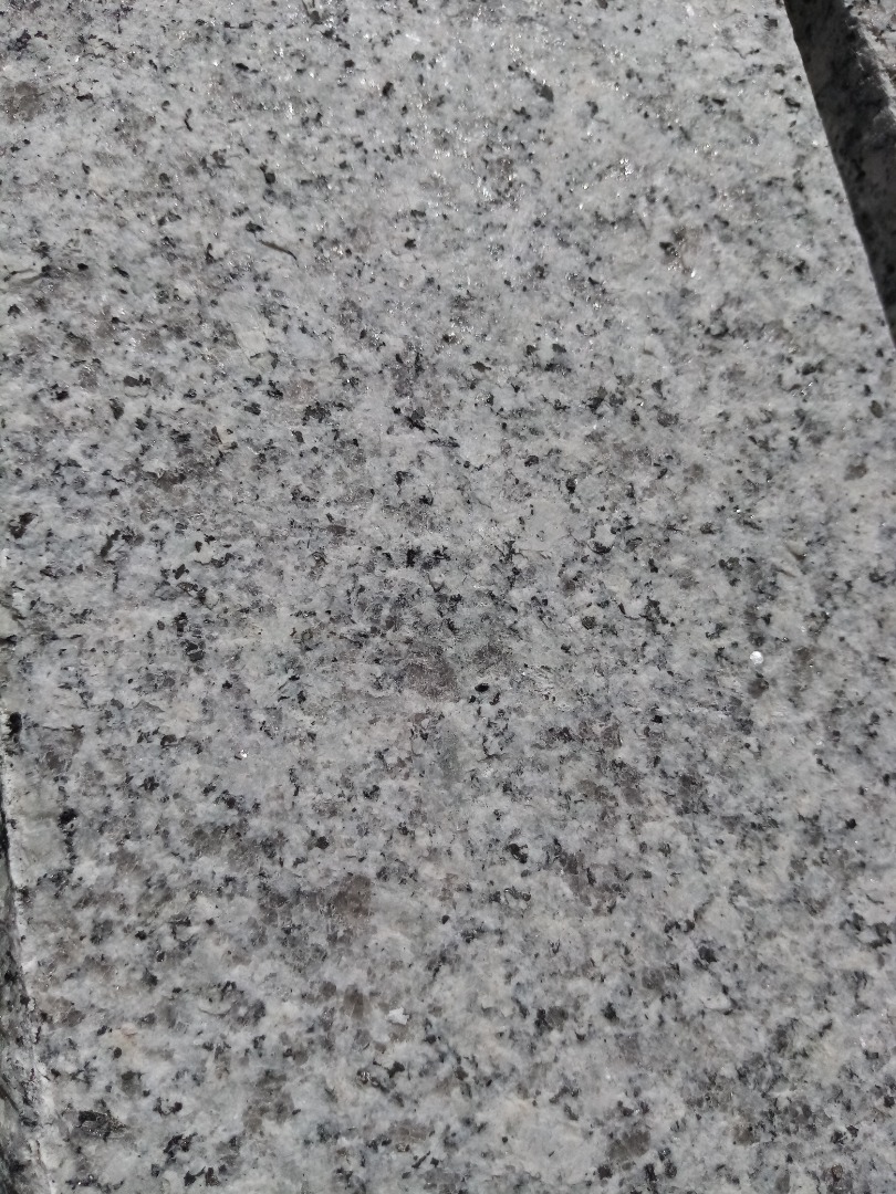 Pedra Salgada Granit Terrassenplatten geflammt