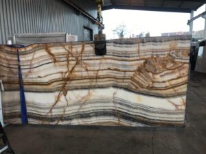 Multicolor A Onyx Rohtafeln