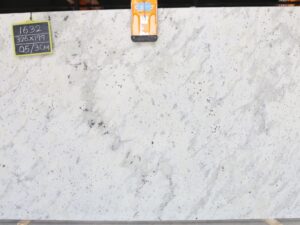 Andromeda White Granit Rohtafeln