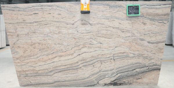 Prada Gold Granit Rohtafeln