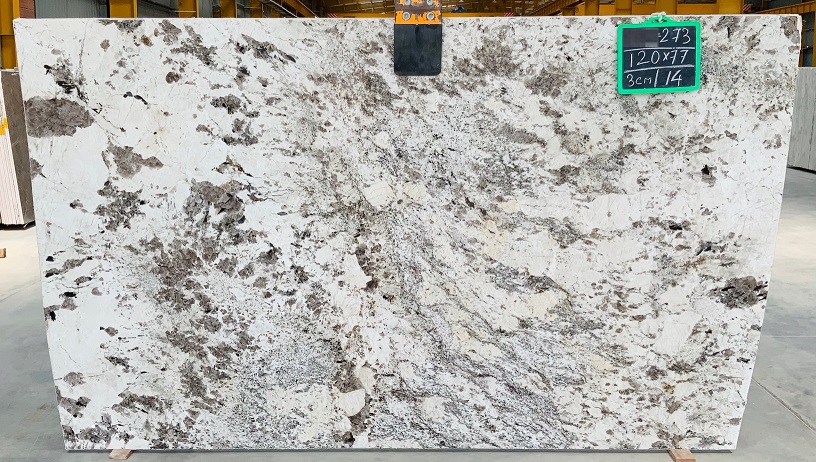 Volcanic White Granit Rohtafeln