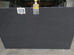 Black Pearl Granit Rohtafeln