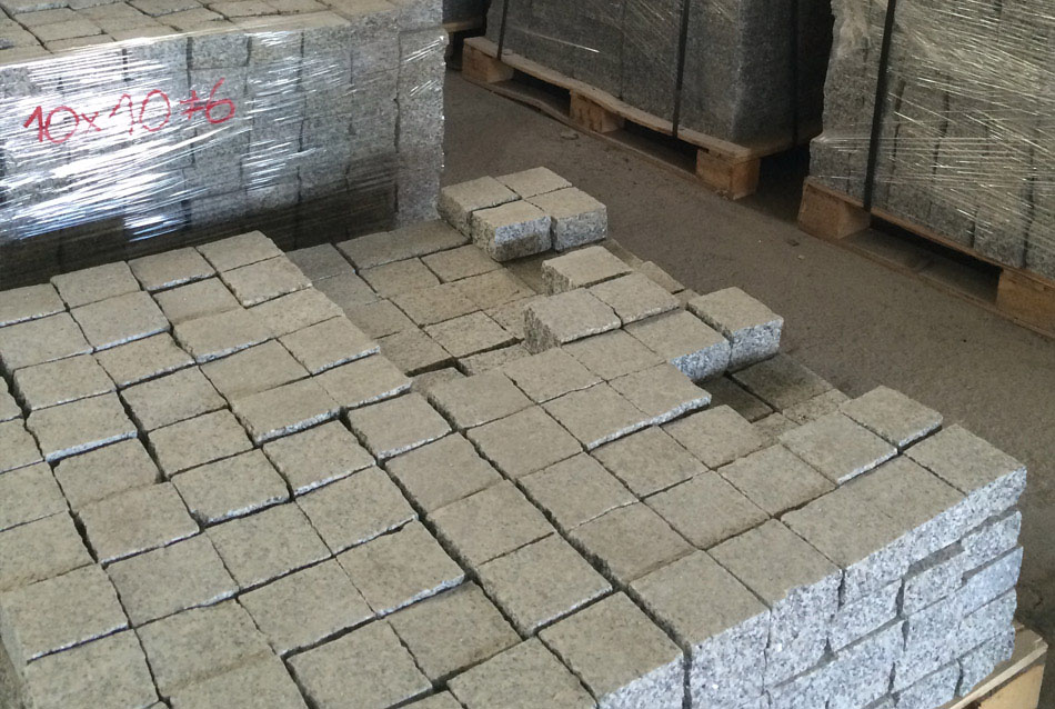 Granit Grau Pflasterseine.