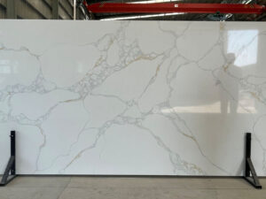 Calacatta Lasa Quartz Rohtafeln