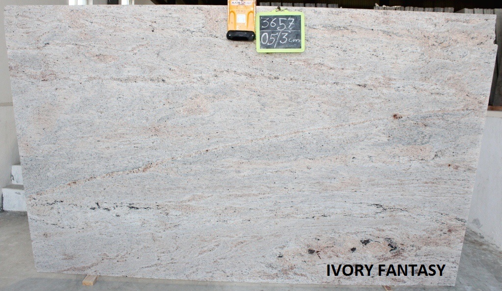 Ivory Fantasy Granit Rohtafeln